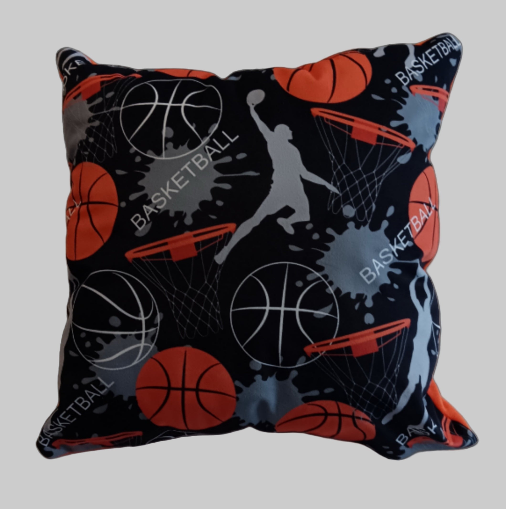 COUSSIN DÉCORATIF A MOTIF  BASKETBALL